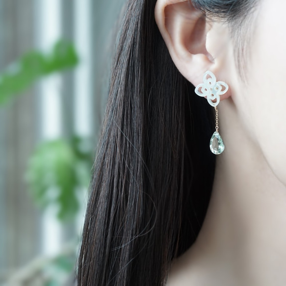 14KGF pierced earring with White shell/Green Amethyst. 第3張的照片