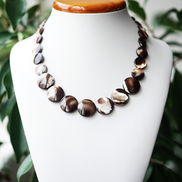50cm Necklace with  Brown Shell 第3張的照片