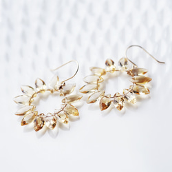 K18 Pierced earring with Citrine / Sunflower 第7張的照片