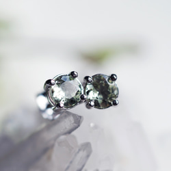 Silver925 pierced earrings with Mint Garnet 第6張的照片