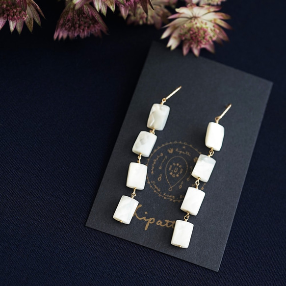 14KGF pierced earring with White shell 第7張的照片