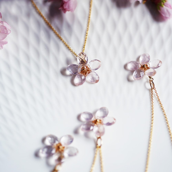 ☆ローズクォーツの花びらによる桜の45cmネックレス　～Cherry blossom 7枚目の画像
