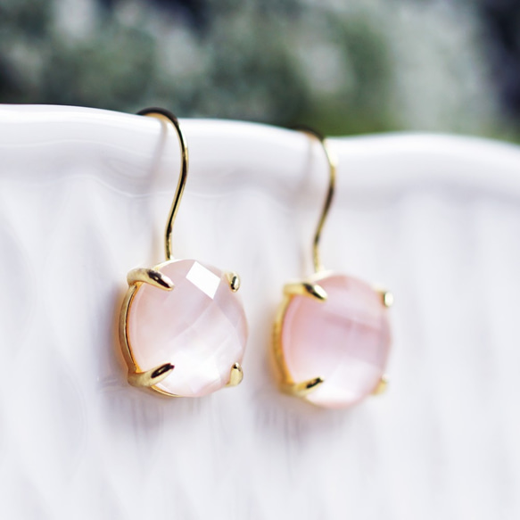 Silver925 K18gold coating pierced earring with Pink shell 第7張的照片