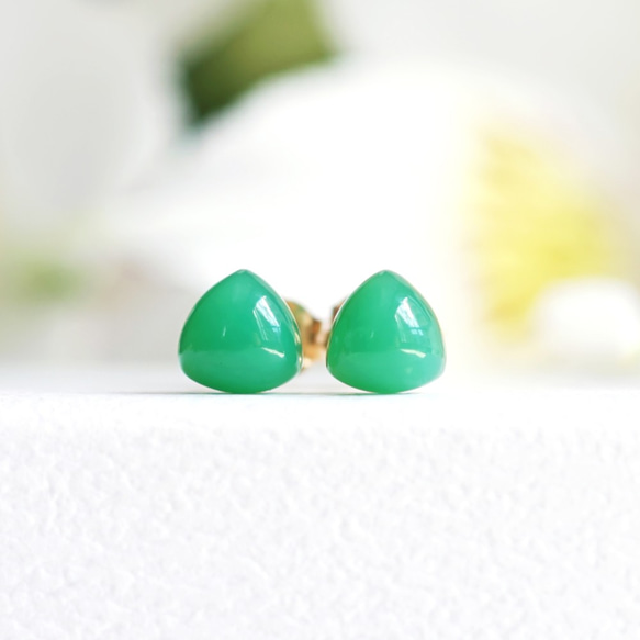 14KGF Pierced earring with Chrysoprase. 第1張的照片