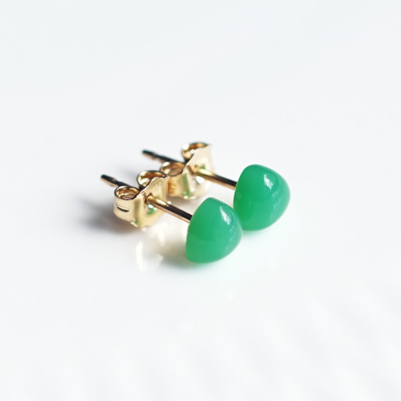 14KGF Pierced earring with Chrysoprase. 第6張的照片