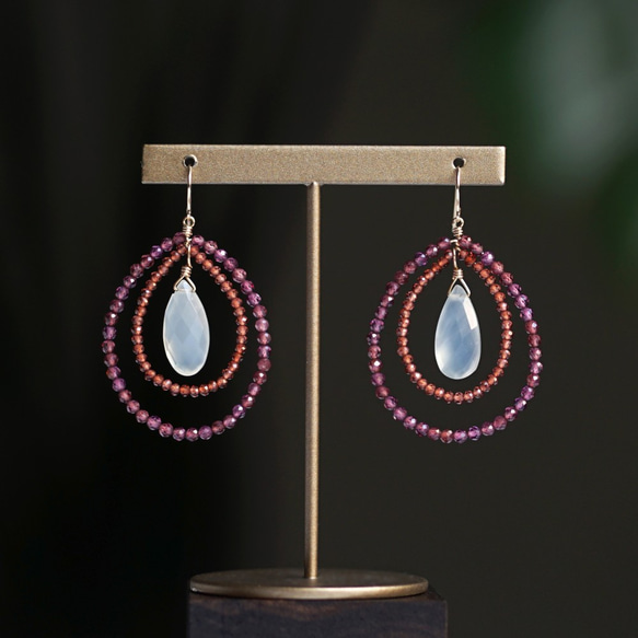 14KGF Pierced earring with Garnet 第1張的照片