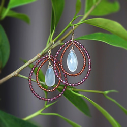 14KGF Pierced earring with Garnet 第9張的照片