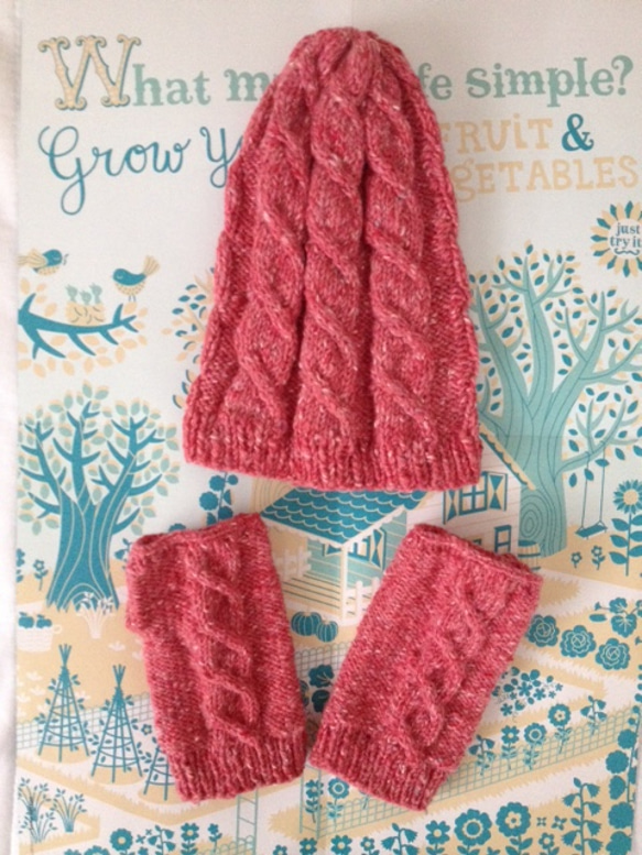 從法國免費送貨☆粉紅色針織帽和暖手 第1張的照片