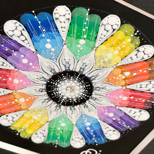 曼荼羅アート＂虹のこころ＂手描き原画・ラインストーン付き 4枚目の画像