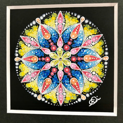 曼荼羅アート＂夢の花＂手描き原画・スワロフスキーラインストーン付き 3枚目の画像