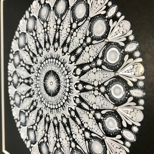 モノクロ手描き曼荼羅アート 無料の曼荼羅の白黒画像イラスト素材PNG