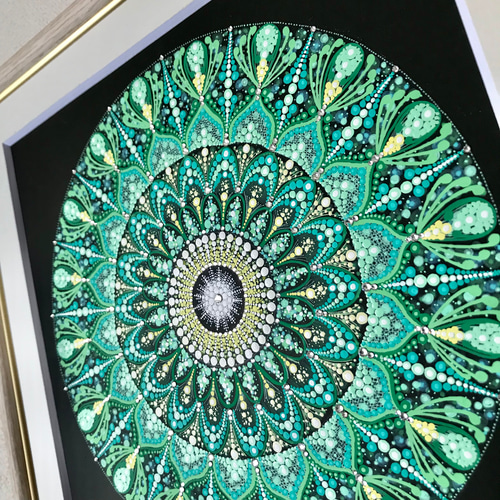 手描き曼荼羅アート原画＂芽吹き＂ラインストーン付 タペストリー