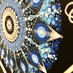 曼荼羅アート＂宇宙の調べ＂手描き原画、スワロフスキーラインストーン付き 3枚目の画像