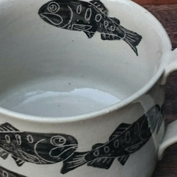 ヤマメのマグカップ 2枚目の画像