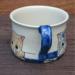 仲良しネコちゃんのマグカップ 4枚目の画像