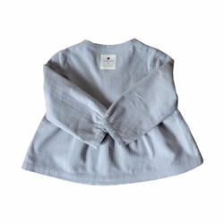 少女無地グレー長袖シャツのしわショートバージョン - 日本の綿印刷物 - 手作り限定版の子供服 2枚目の画像