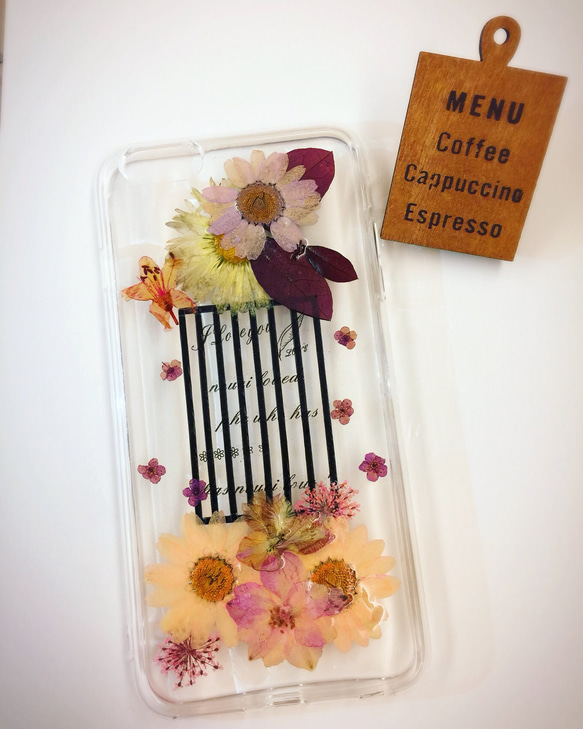 花の壁は本物の花の電話ケースをエンボス加工 1枚目の画像