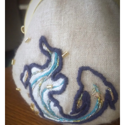 手刺繍がま口      青い金魚 4枚目の画像