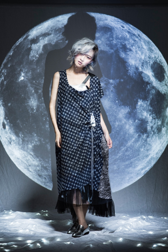 MOI非プラス月食のドレス 2枚目の画像