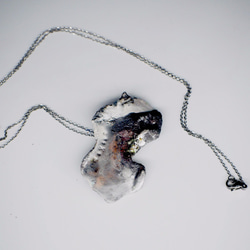 [AGラフ銀画像]溶融銀のペンダントネックレス作られたオリジナルデザインのカスタム手ミニマリストレトロ不規則なブロックシルバージ 2枚目の画像