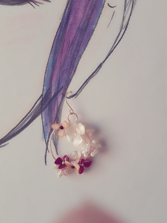 【花遊び】小花たちの耳飾りイエロー&ボルドー(イヤリングorピアス) 5枚目の画像