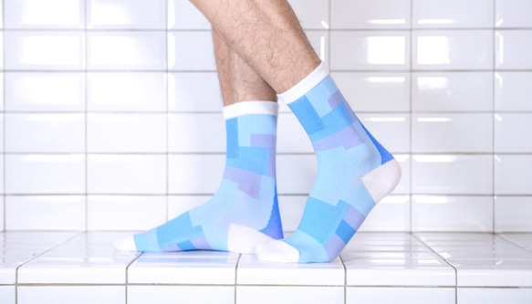 積木襪子 / 藍色 Blue Building Block Cooling Socks 第1張的照片