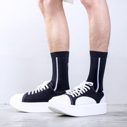 色線襪子 / 白色 White Line socks 第1張的照片