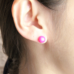 Candy 凸圓面耳環 ~ 紫紅色粉玉髓 14kgf 第2張的照片