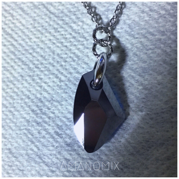 Swarovski crystal necklace BermudaBlue 3枚目の画像
