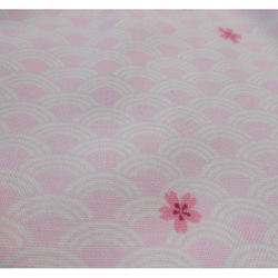 マスク用パックンポーチ　　　　ピンク地青海波に桜 4枚目の画像