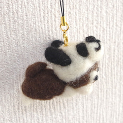 羊毛フェルト【犬】 パンダを被ったフレンチブルドッグ携帯ストラップ 3枚目の画像