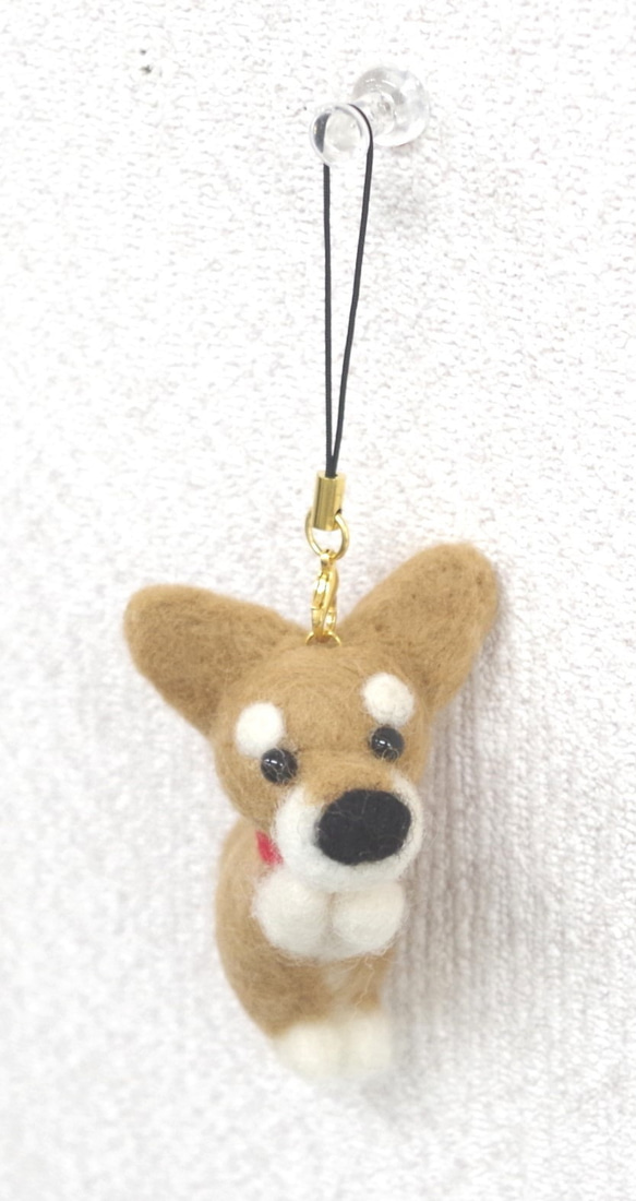 羊毛フェルト【犬】 赤いリボン柴犬携帯ストラップ 6枚目の画像