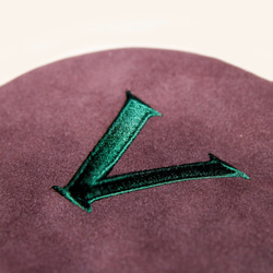ブルゴーニュダークグリーンVの文字刺繍チェンジカードパッケージの襟（ネックバンド付属コード） 5枚目の画像