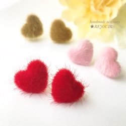 LOVE❤︎ fur heart pierce*° パールキャッチ 1枚目の画像