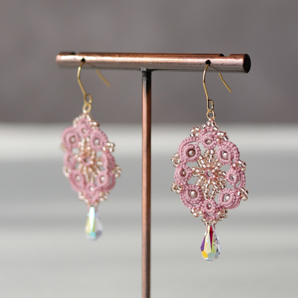 [特色] 梭織蕾絲珠飾耳環 Deco Dusty Pink *可更換為耳環 第1張的照片