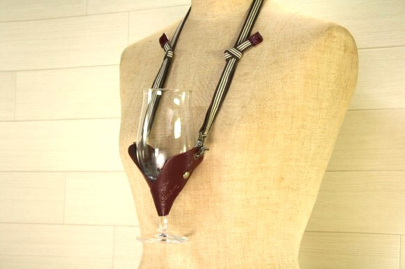 グラスホルダー　ワインレッド 3枚目の画像