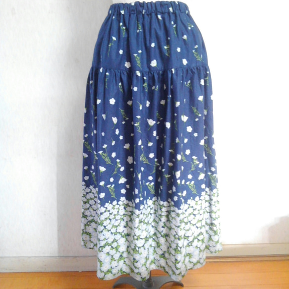 (送料無料)ネモフィラ　コットンリネンスカート　ティアードスカート　ネイビー　紺　綿麻　フリーサイズ　(受注制作) 1枚目の画像