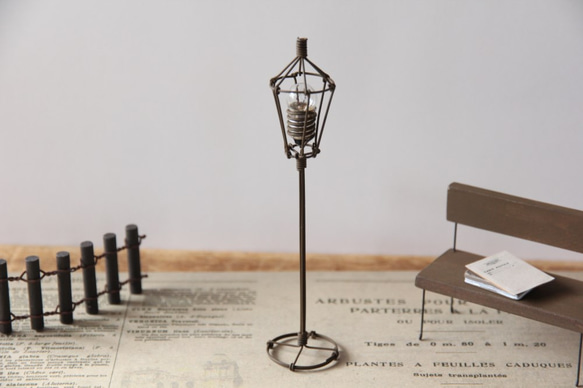 アンティークな豆電球の街灯 その他インテリア雑貨 SUKIMA 通販