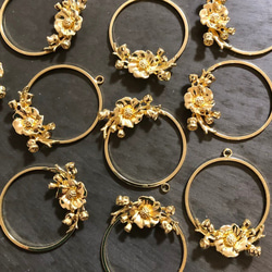 4PCS IMPORT GOLD CHARM 2枚目の画像