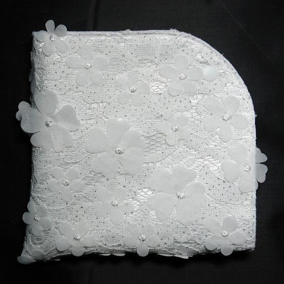 ストレッチレース マスクケース ホワイト 3D フラワー 刺繍 ウェディング レース 可愛い LASE-3D-W-MK 1枚目の画像