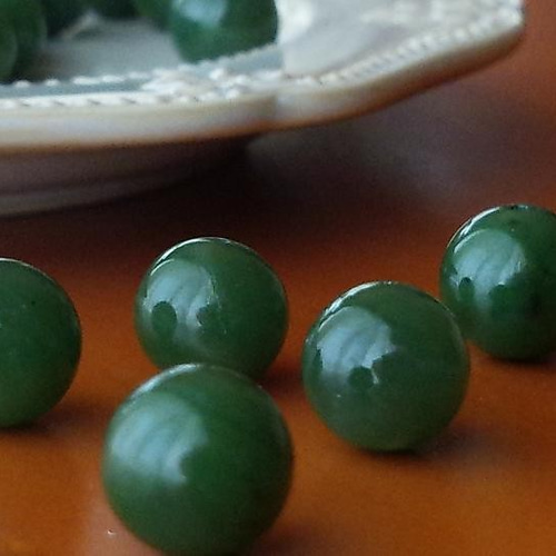 カナディアンジェイド（カナダ翡翠）丸10mm 天然石 happy☆stone