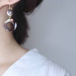 chocolateブラウン✶マザーオブパール サークルピアス・イヤリング 【選べる金具】サージカルステンレス 14kgf 4枚目の画像