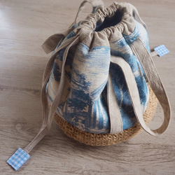 受注製作・青いトワルドジュイの巾着かごバッグ・ジャガード 6枚目の画像