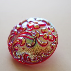 新品◆チェコ 赤系オーロラ お花模様のガラスボタン 2枚目の画像