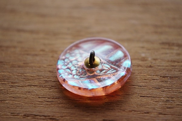 新品◆チェコ オレンジ系オーロラ 小花柄 ガラスボタン 3枚目の画像