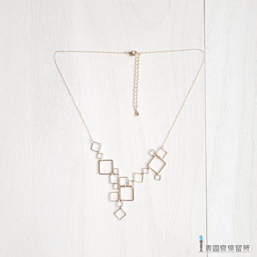 幾何学的デザイン ネックレス 幾何学的 長方形 ネックレス 2色 10149 | Oshamen