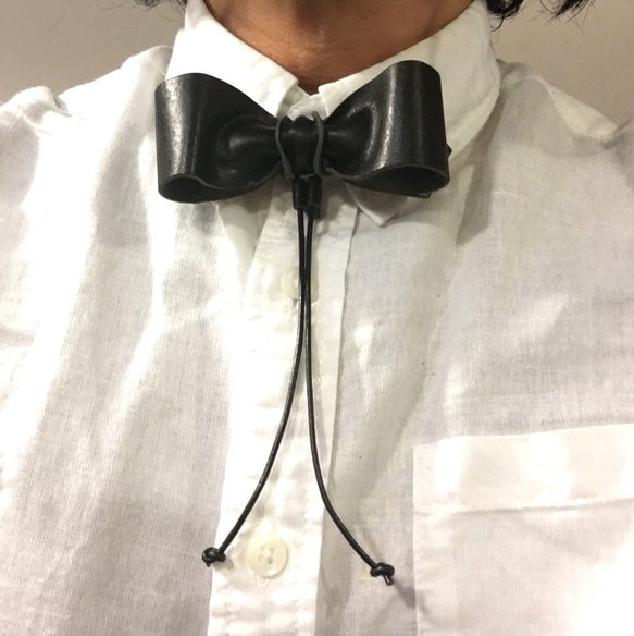 Leather bow tie black 2枚目の画像