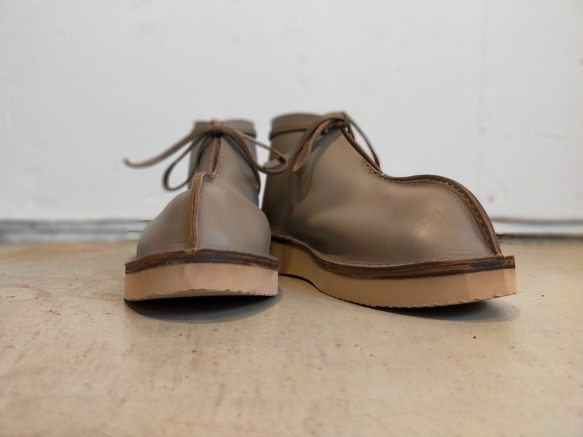 peanuts shoes (medium cut taupe) 2枚目の画像