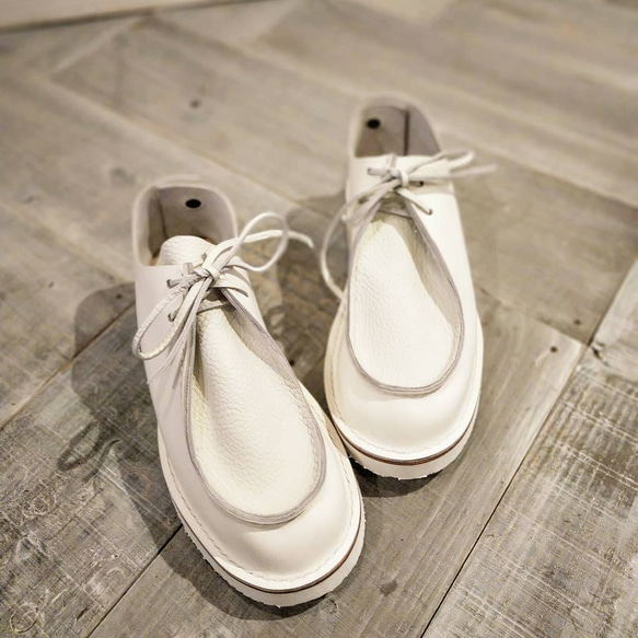 tiro shoes white(丸洗い出来ます) 1枚目の画像