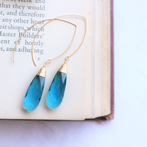 マーキス　ブルーオブシディアン　　14kgfピアス 天然石♡②ブルーブラックオパールマーキスファセットカットのピアス